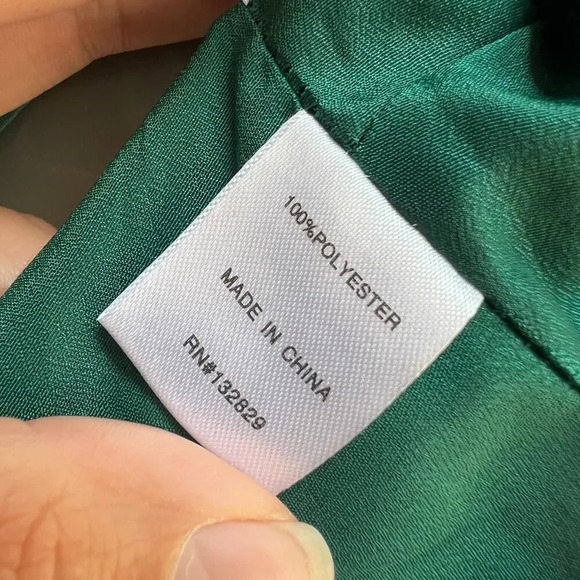 Superdown Dorian Green Shimmer Velvet Crop Top Size M - Picture 7 of 8